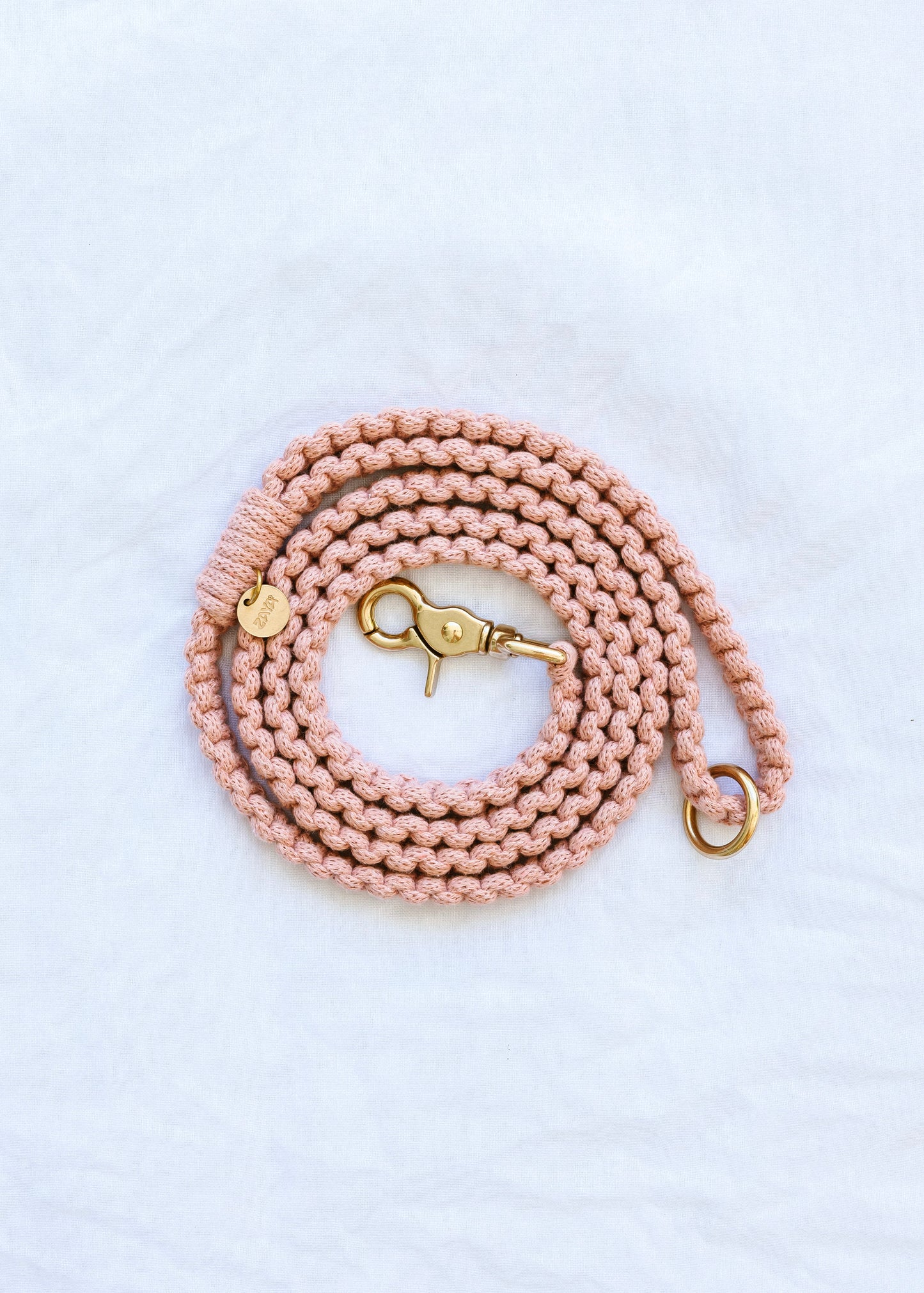 Chloe Macramé Dog Leash - Hibiscus